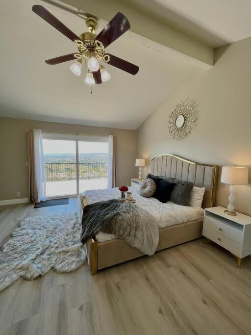Holiday home Of The World View *
